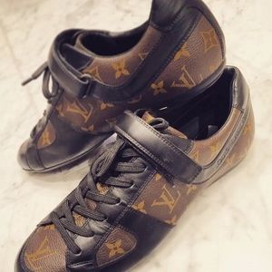SOLD! Auth. Louis Vuitton Monogram Canvas Sneakers